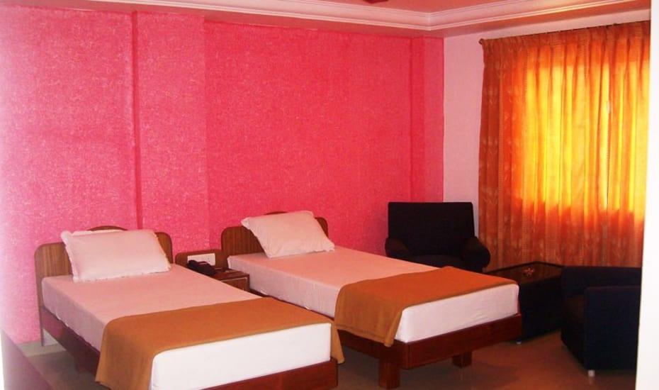 Hotel Sri Srinivasa Residency Kadapa Exterior foto