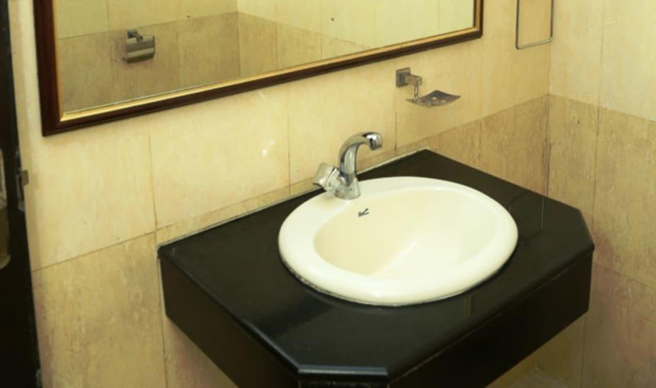 Hotel Sri Srinivasa Residency Kadapa Exterior foto